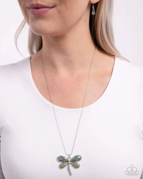 Dragonfly Defiance Green & Silver Necklace GIMME THE GLITZ 2025 Paparazzi N3083