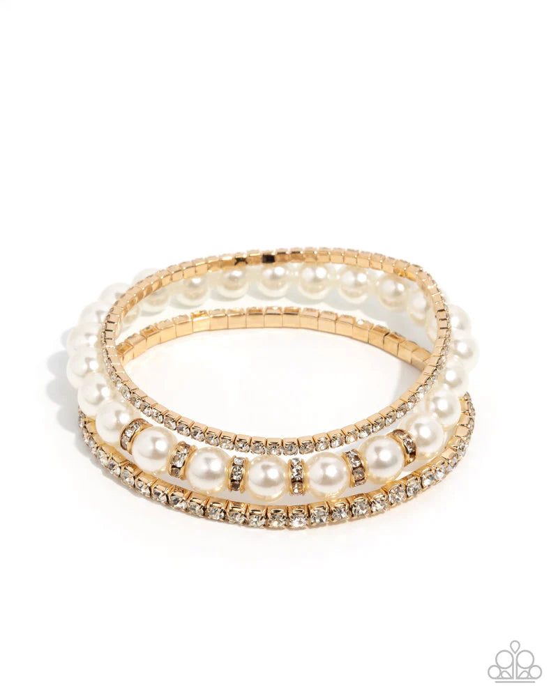 Paparazzi Delicate Debut - Gold White Pearl Rhinestone Stretch Bracelet Life Of The Party January 2026