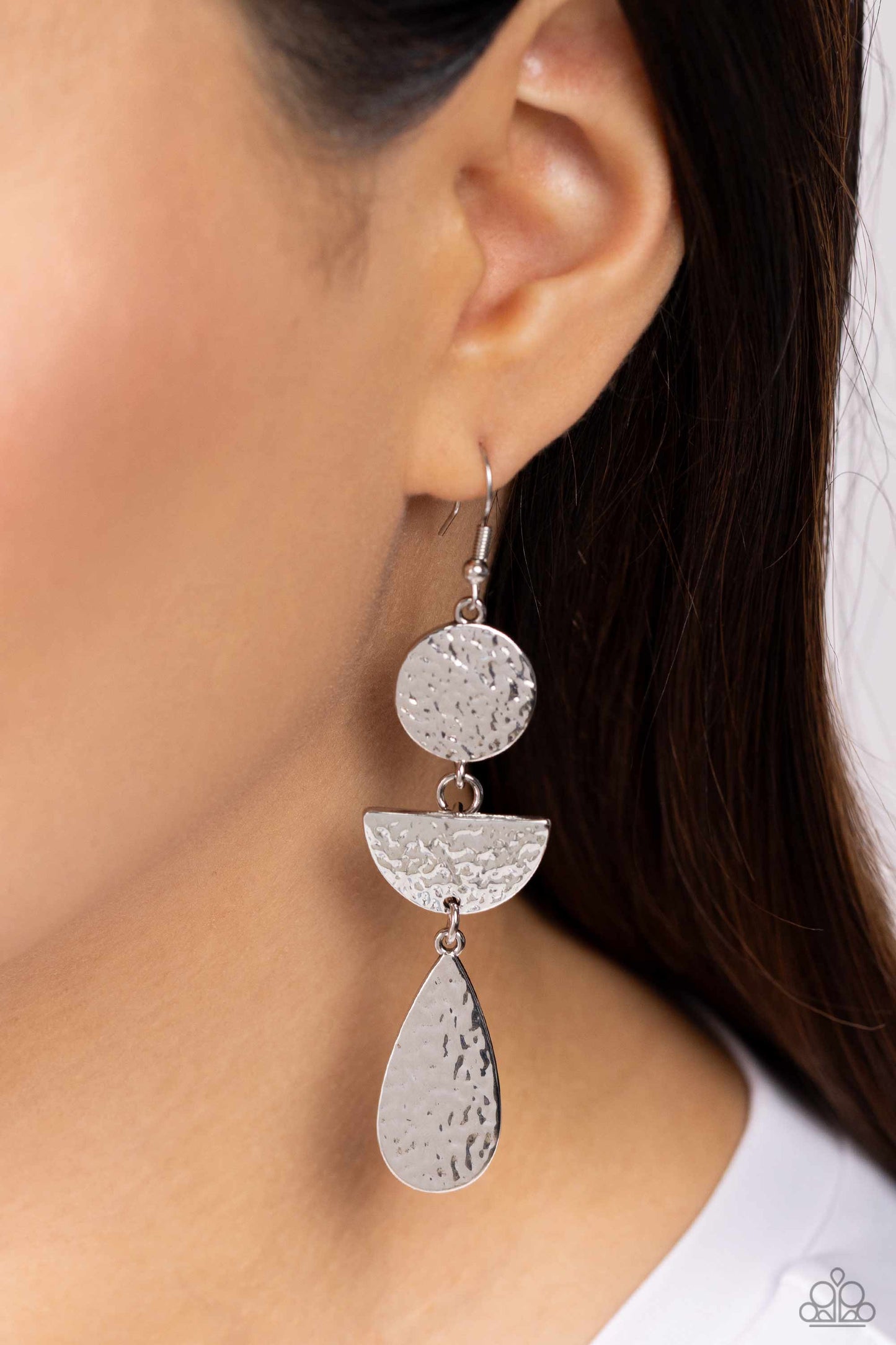 Artisanal Allure - Silver Hammered Antiqued Earring Paparazzi E2410