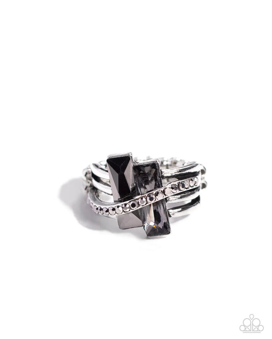Paparazzi Dueling Difference - Silver Smoky Gem Ring R1373