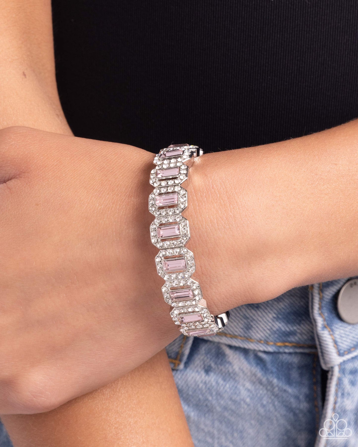 Gasp-Worthy Glitter - Pink - Light Pink & White Gem Stretch Bracelet Paparazzi