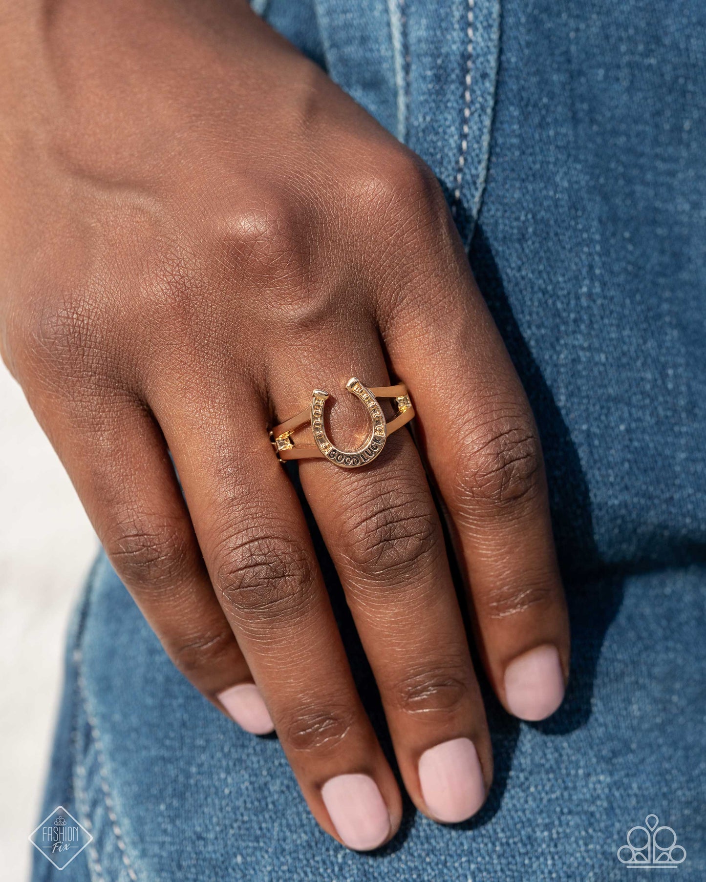 Luck Be A LEADER - Gold Horseshow "Good Luck" Ring Sunset Sightings Fashion Fix July 2024 Paparazzi R0890