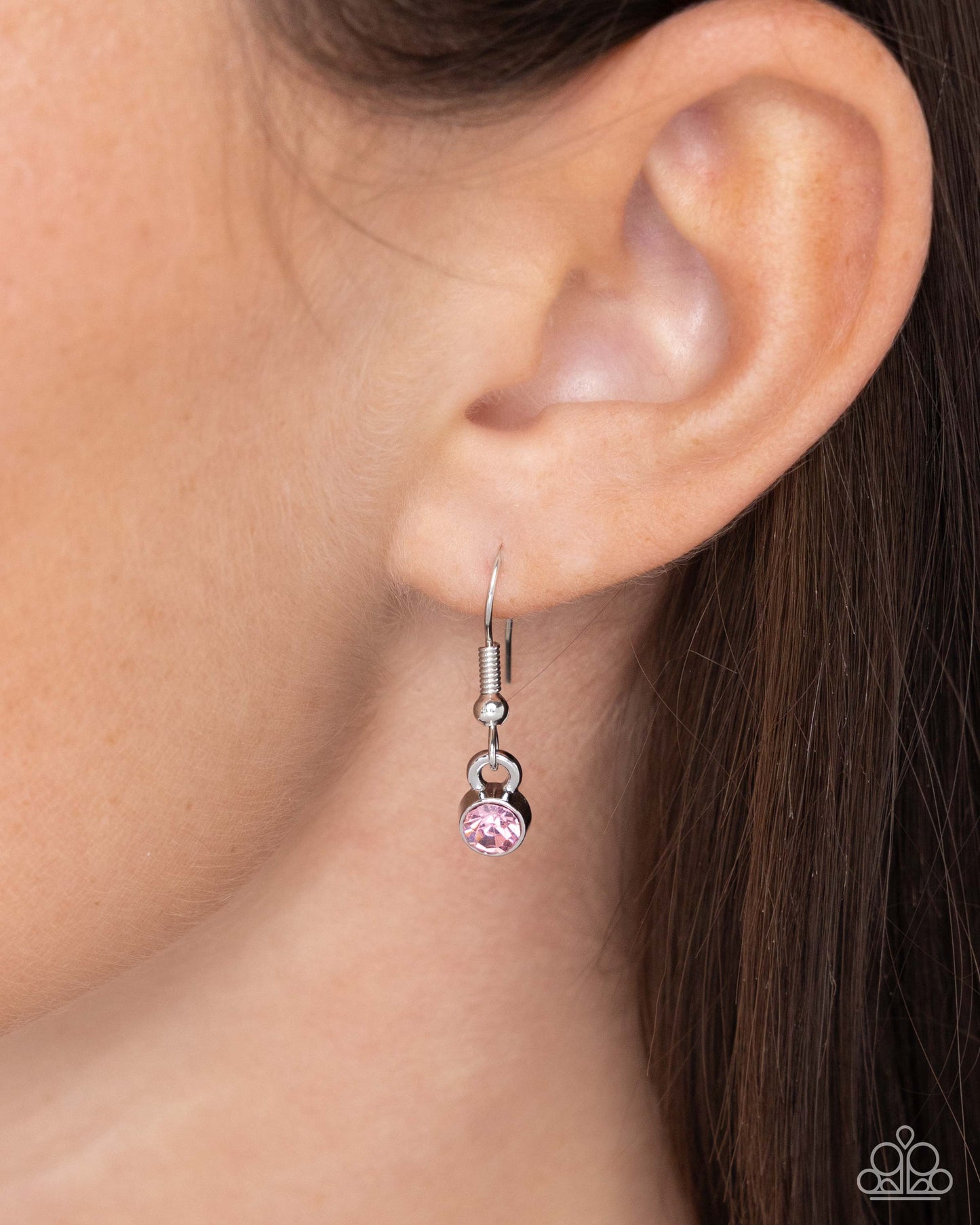 Manufactured Majesty - Pink Reflective Oversized Oval Pendant & Light Peach, Rose, Fuchsia, Amethyst Rhinestone Necklace Paparazzi N3310