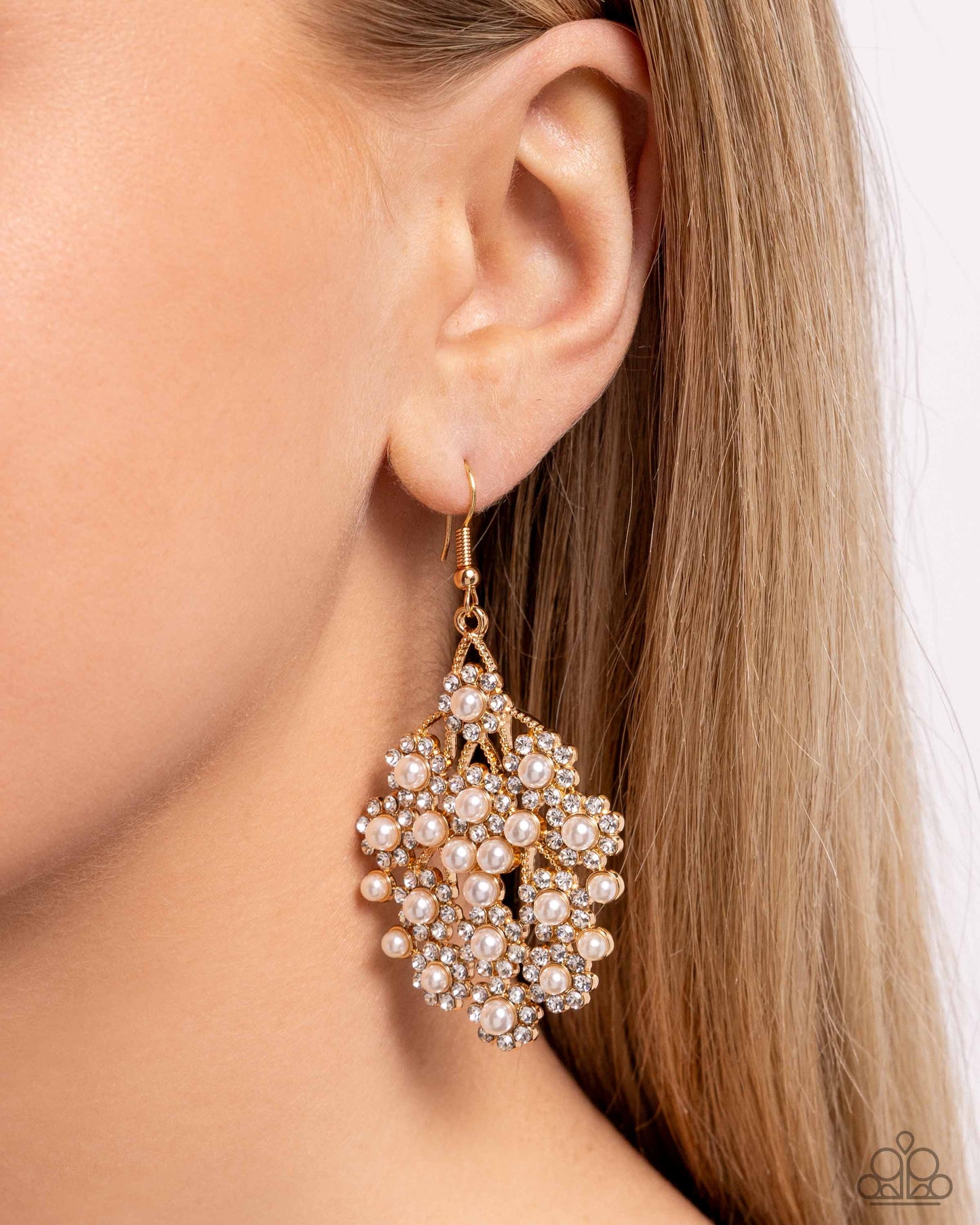 Nautical Netting - Gold Frame, White Pearl & Rhinestone Earring Paparazzi E2790