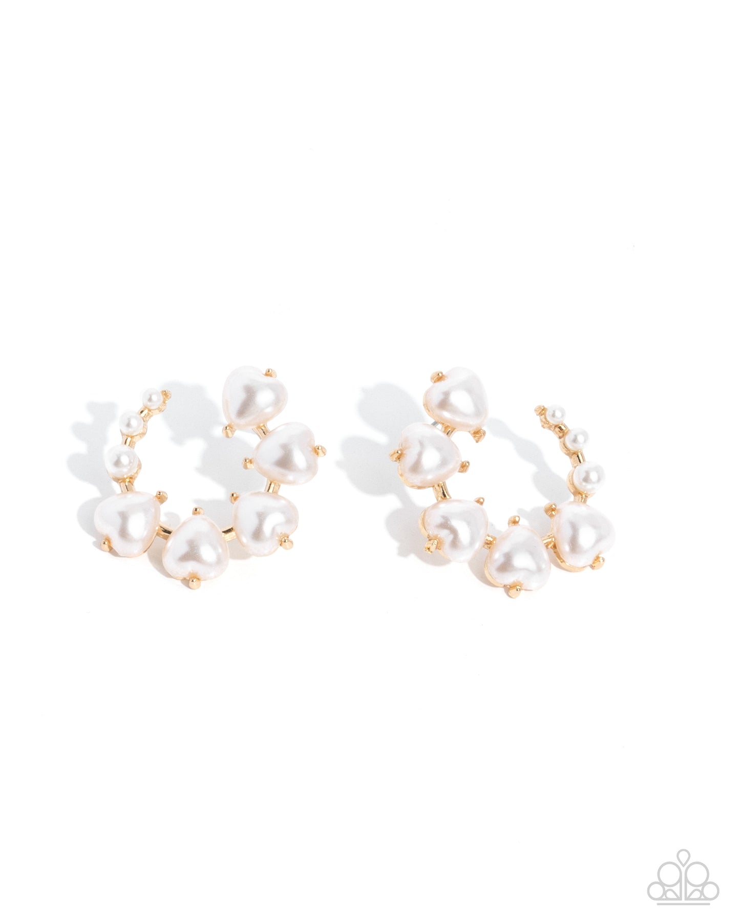 Castle Courting - Gold & White Pearly Heart Earring Paparazzi E2559