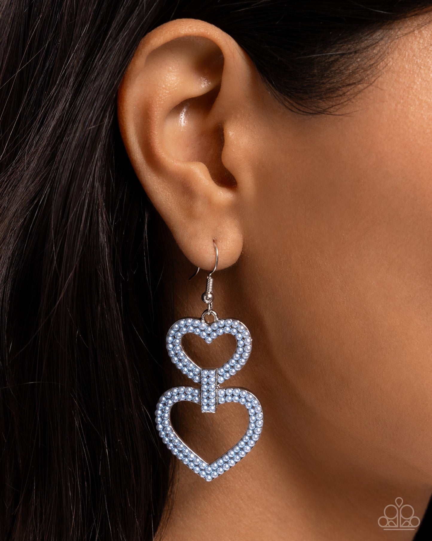 Dedicated Darling - Blue Chambray Pearl Heart Earring Paparazzi E2491