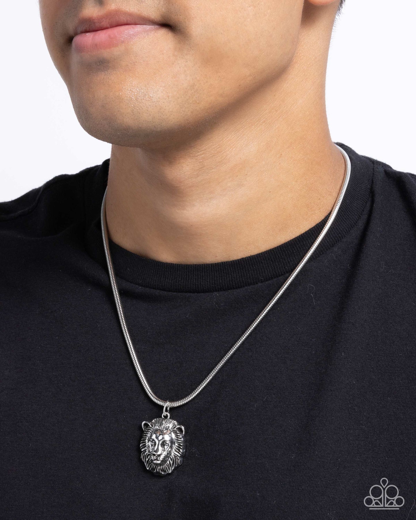 Leo Leader - Silver Lion Pendant Urban Necklace Paparazzi N3136