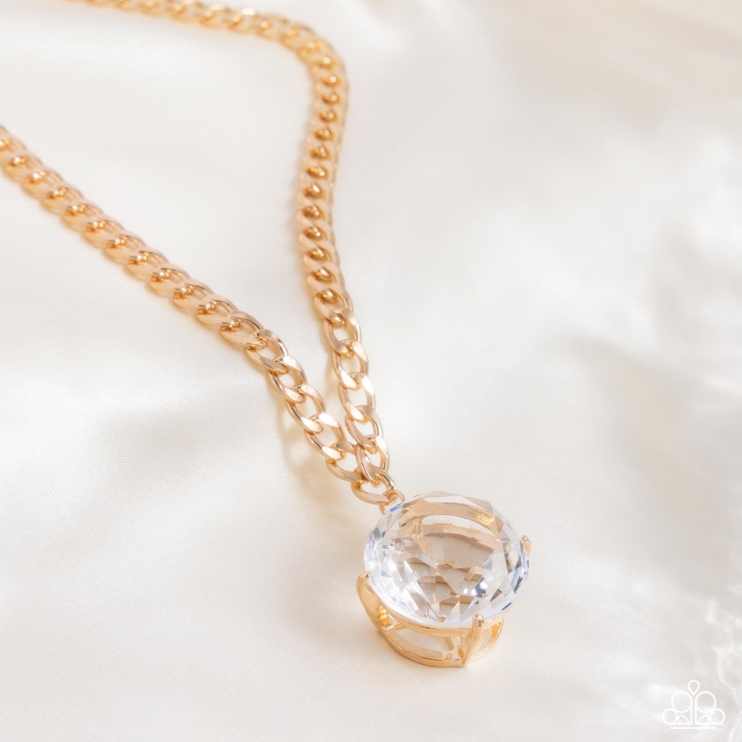 Musings State of Mind - Gold White Gem Necklace Life Of The Party October 2024 Paparazzi N2640