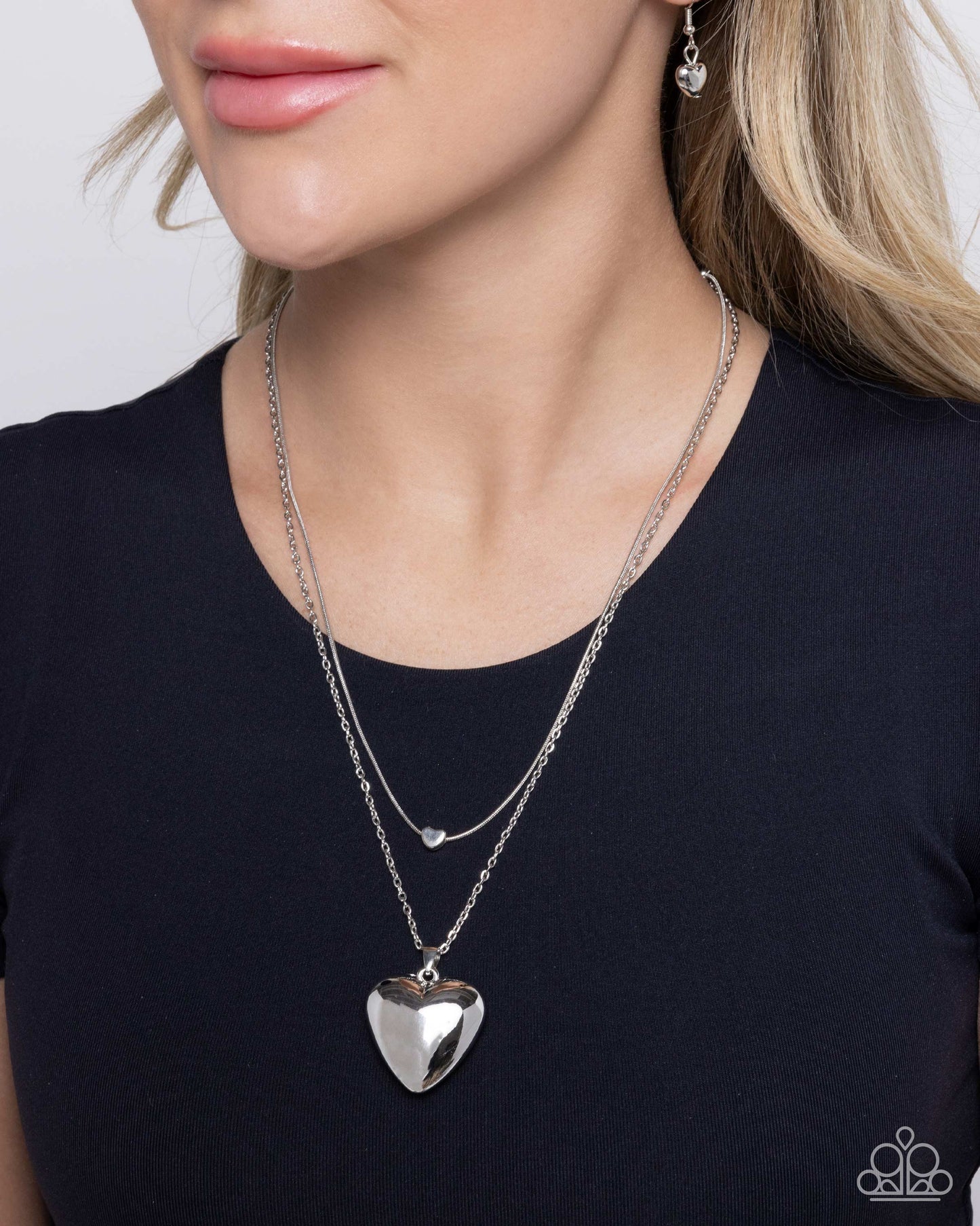 Halting Hearts - Silver Heart Layered Necklace Paparazzi N3401