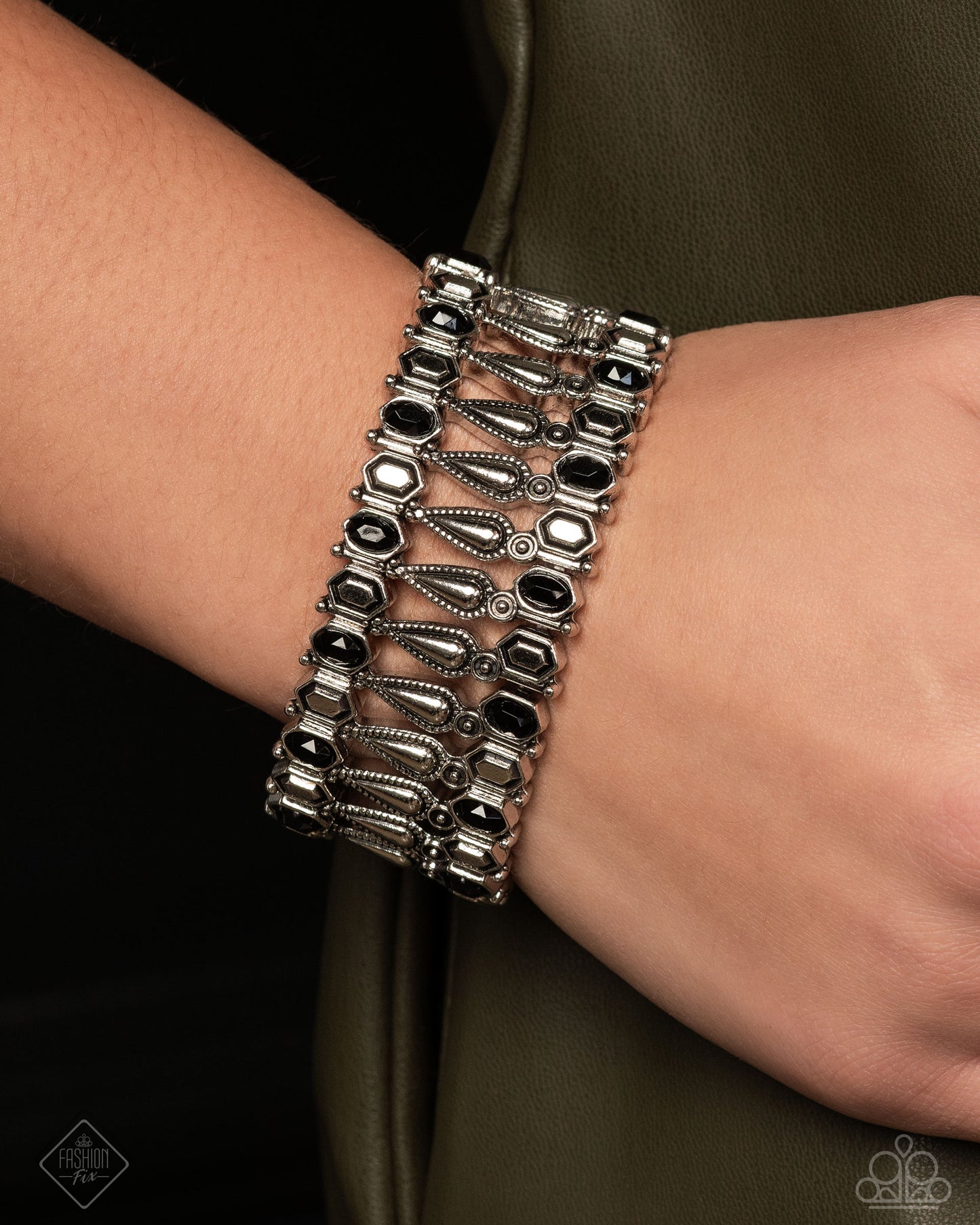 Festival Fencing - Black & Silver Bead Stretch Bracelet Sunset Sightings Fashion Fix December 2024 Paparazzi B1957