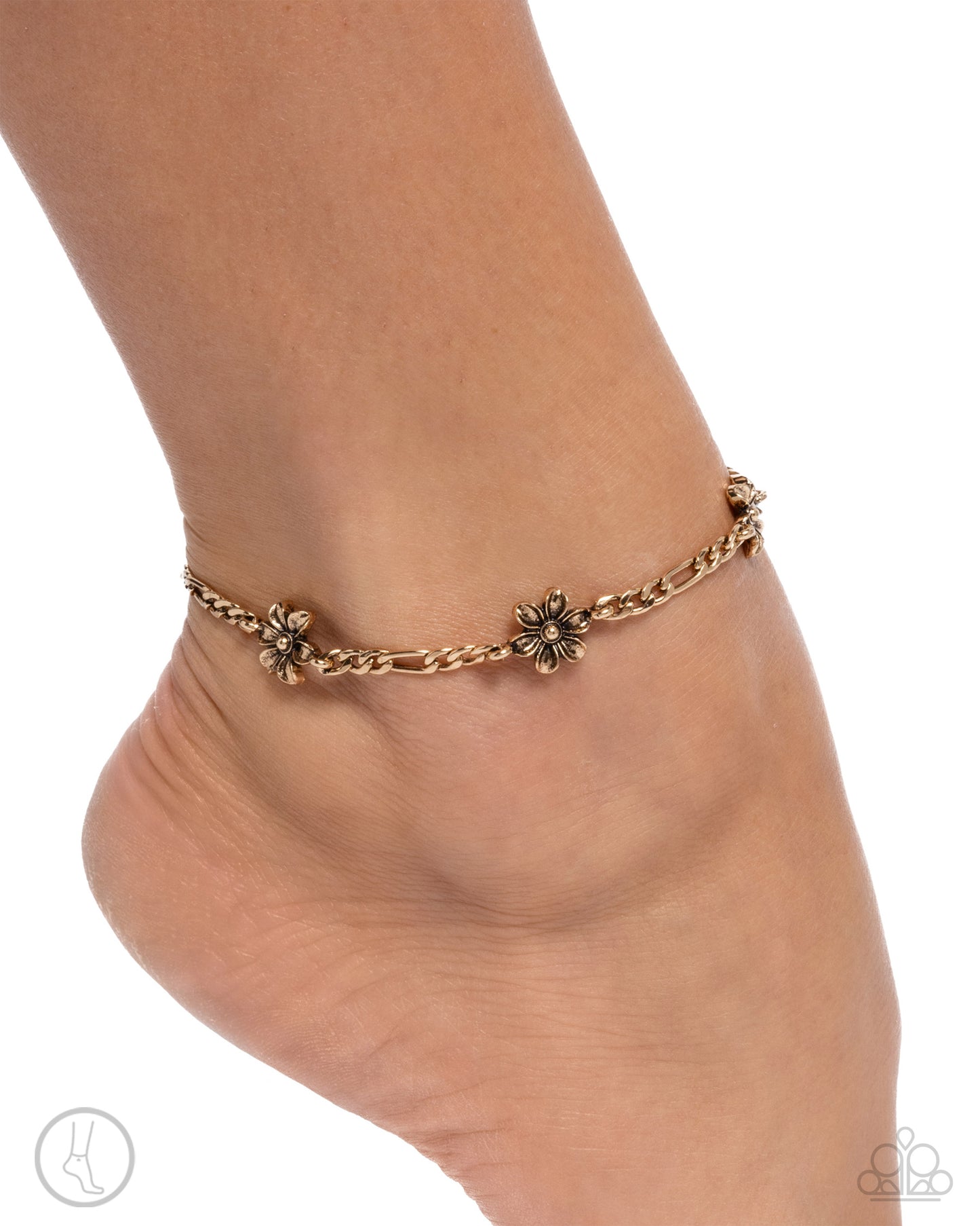 Gardening Gusto - Gold Antiqued Flower Anklet Paparazzi B1907