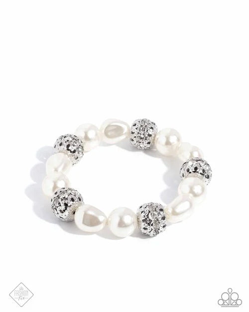 Paparazzi High-Class Headline - White Pearl Silver Stretch Bracelet Fiercely 5th Avenue Fashion Fix November 2024 B2550