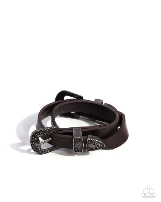 Buckle TOWN - Brown Leather Western Buckle Santa Fe Style Urban Bracelet Paparazzi B2102