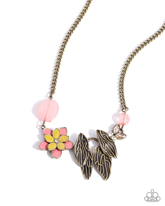Standing Shimmer - Brass Curb Chain, Desert Rose Flower Necklace Paparazzi N3057