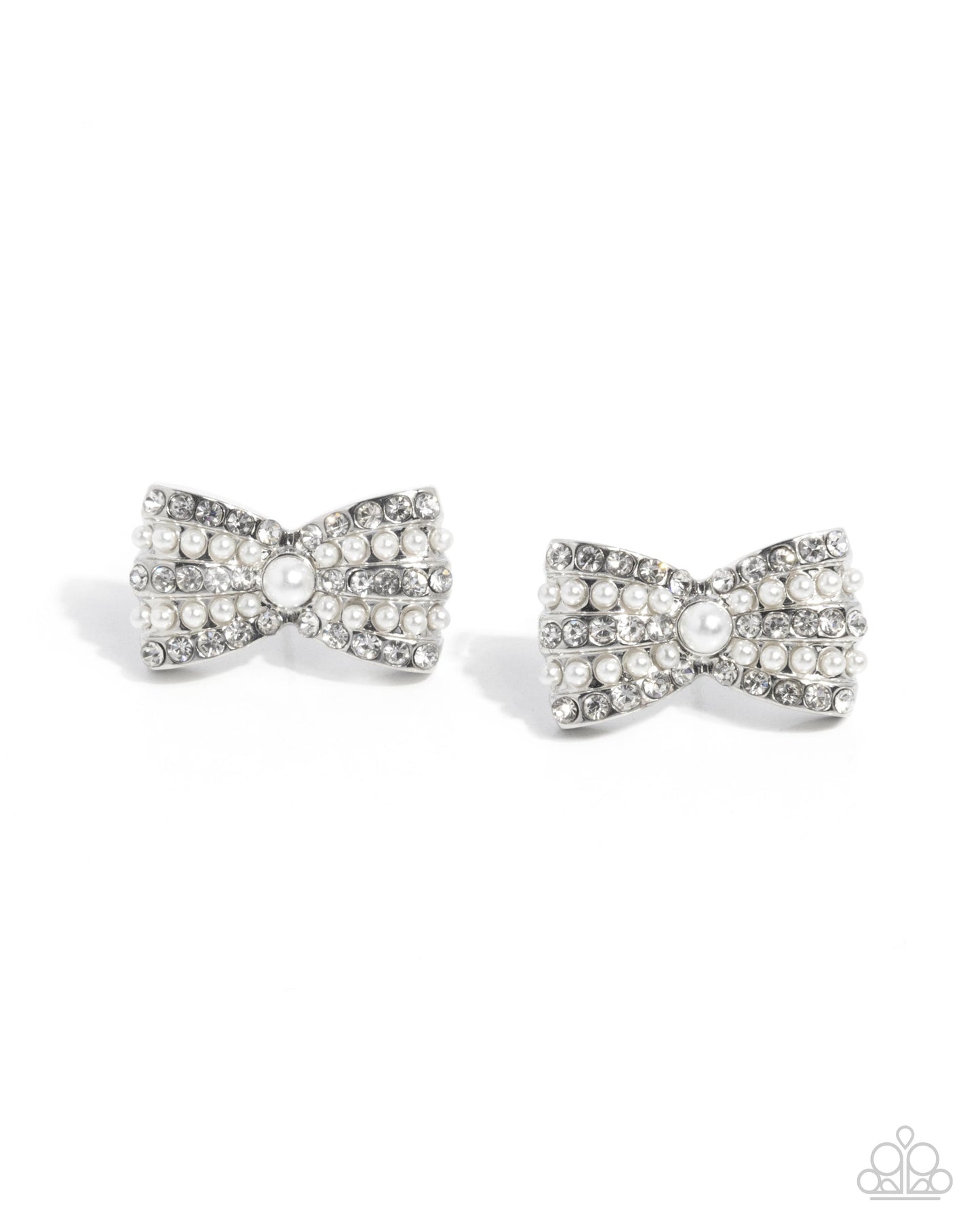 Complete Look White Bracelet: Admirable Aria White Pearl Stretch Bracelet & Post Earring: Adorable Aria - White Pearl Paparazzi B2396