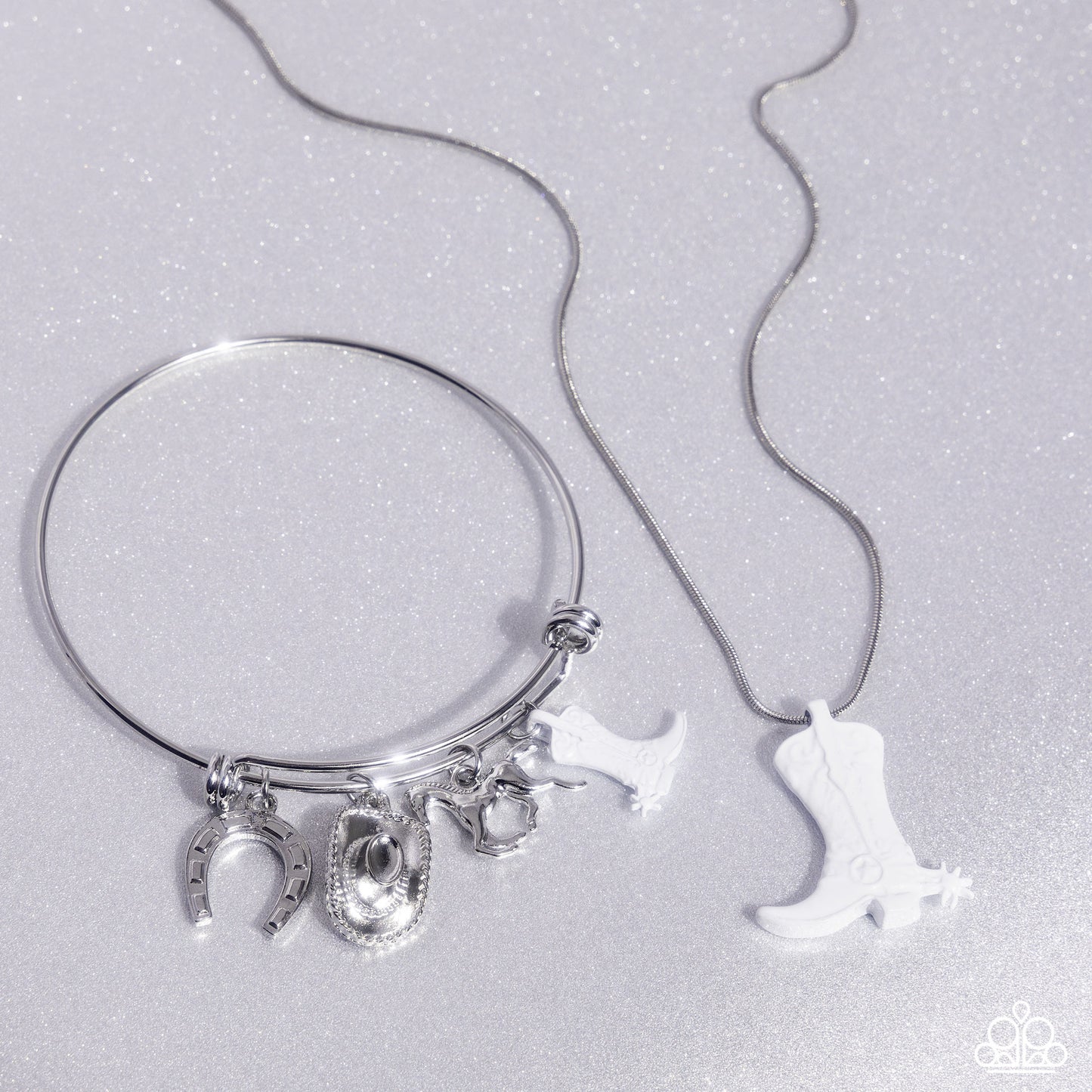 Boot Scootin Bravado White Boot Santa Fe Style Necklace Paparazzi N2803