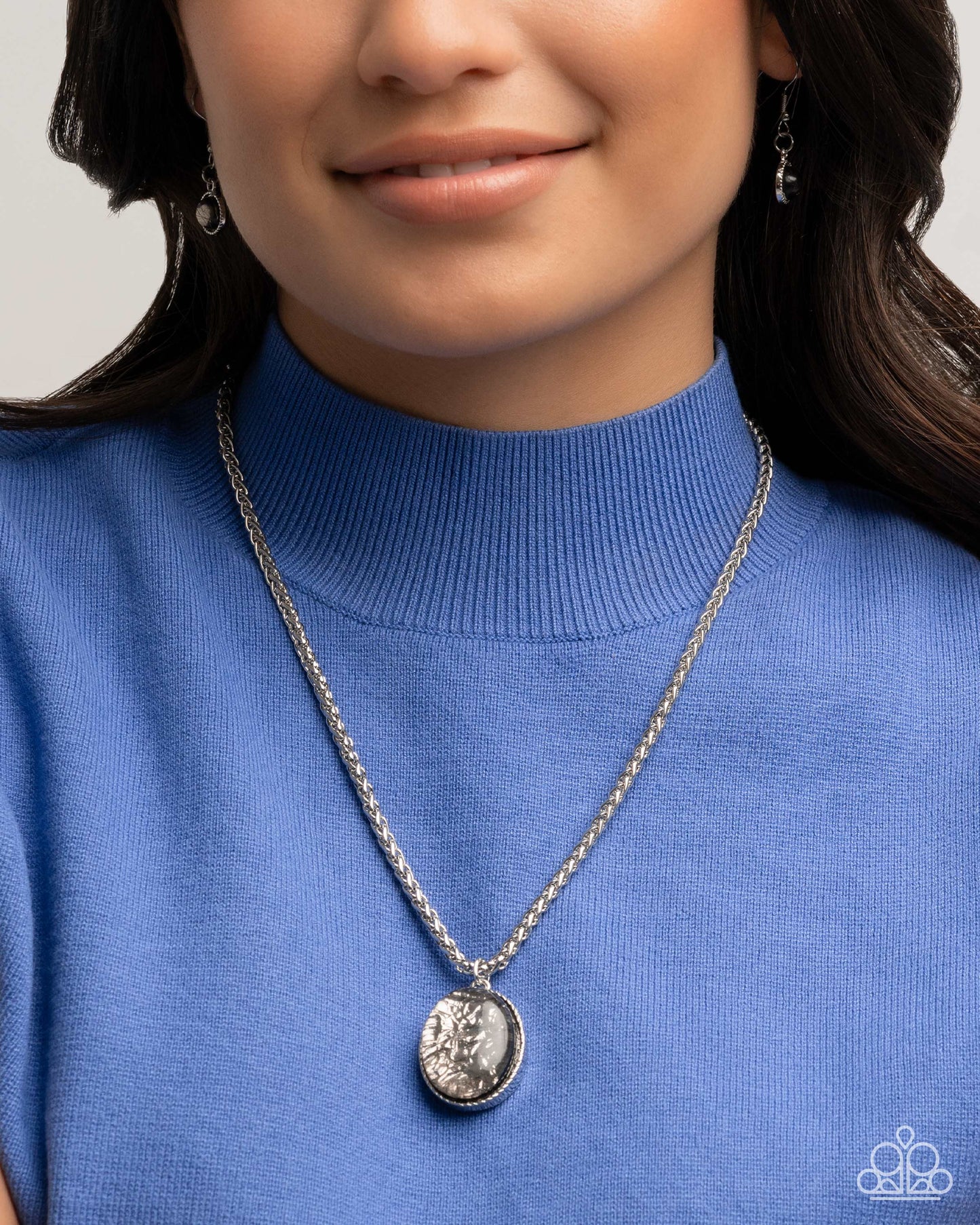 Rule the Light - Complete Look Rule the Night Silver Necklace & Bracelet: Rule the Flight - Silver Cuff Bracelet Set Paparazzi N3594