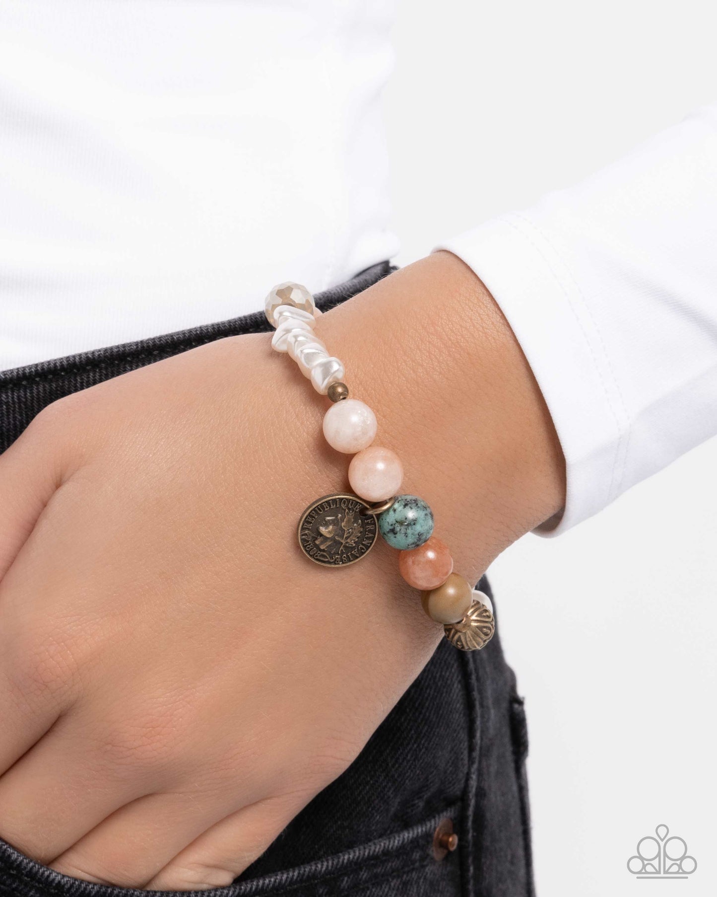 Chic Currency - Orange Natural Stone Bead & Antiqued Brass Stretch Bracelet Paparazzi B2070