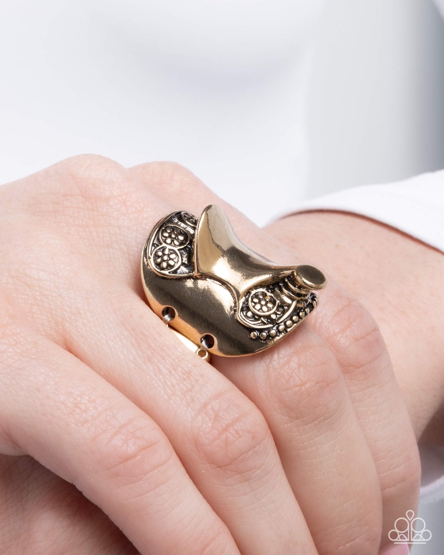 Equestrian Elegance - Gold Saddle Santa Fe Style Ring Paparazzi R0874
