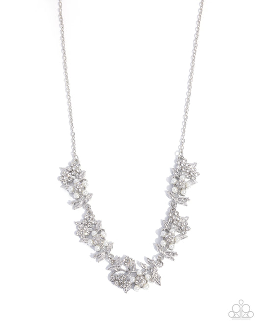 Refined Rule - White Pearl & Rhinestone Flower Necklace Paparazzi N3450