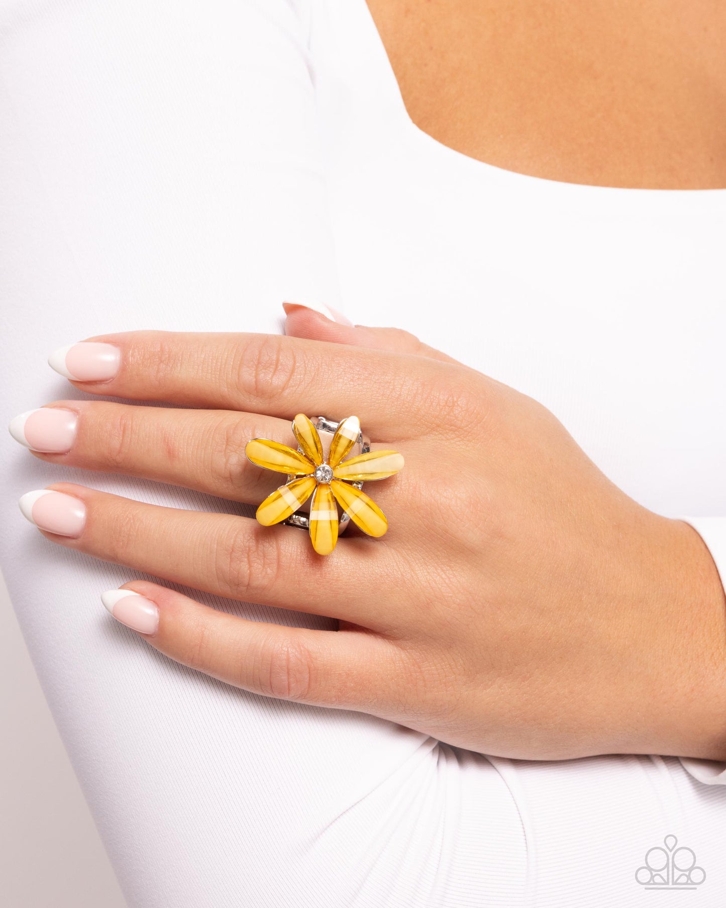 Floral Feasibility - Yellow Glossy Flower Ring Paparazzi R0954