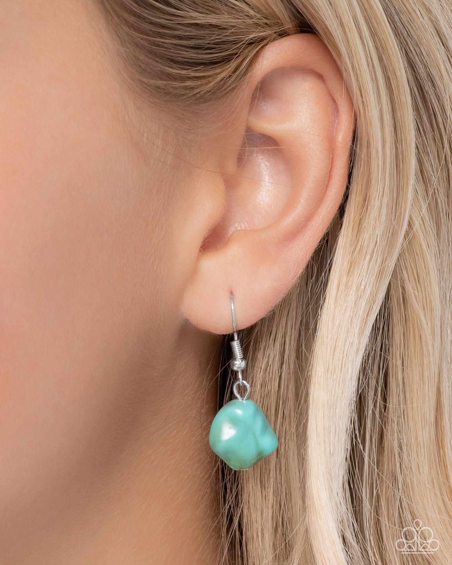 Paparazzi Malibu Media - Blue Turquoise Stone, Silver Hammered Disc Layered Necklace Santa Fe Style