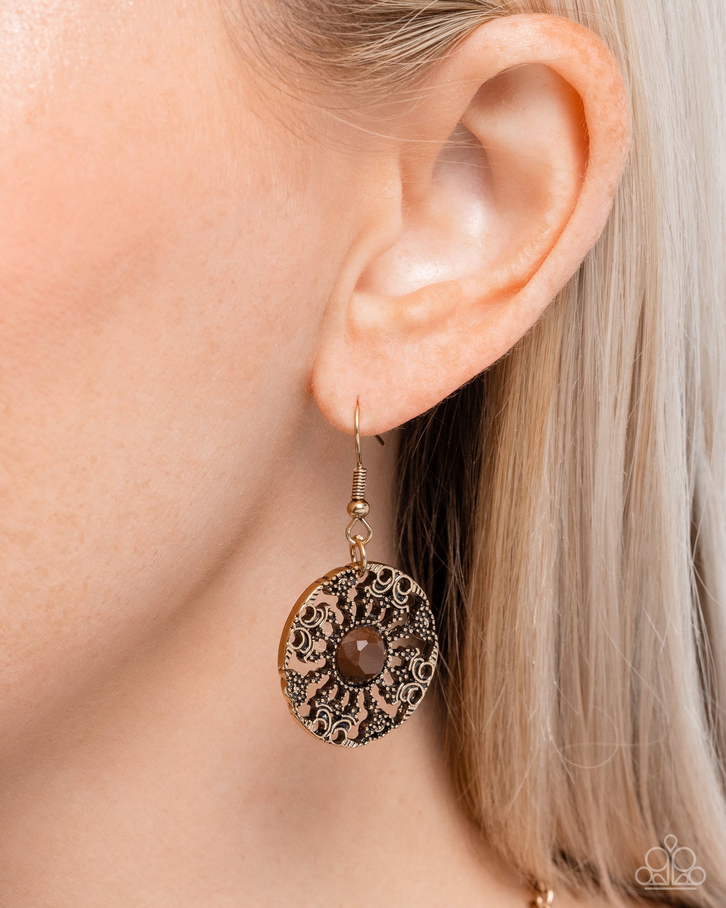 Gentle Glam - Blue Turquoise Stone & Antiqued Gold Frame Santa Fe Style Necklace Paparazzi N3336