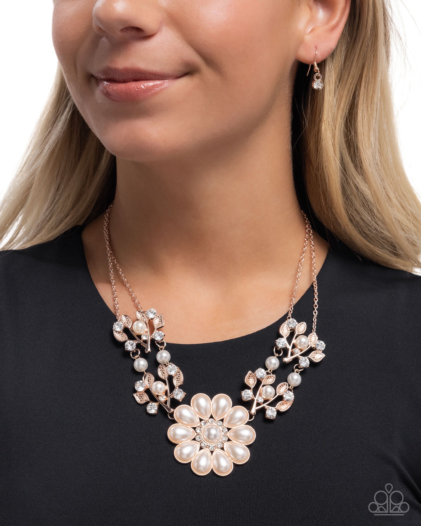 Sprouting Shimmer - Rose Gold & White Pearl Flower Necklace Paparazzi N2897