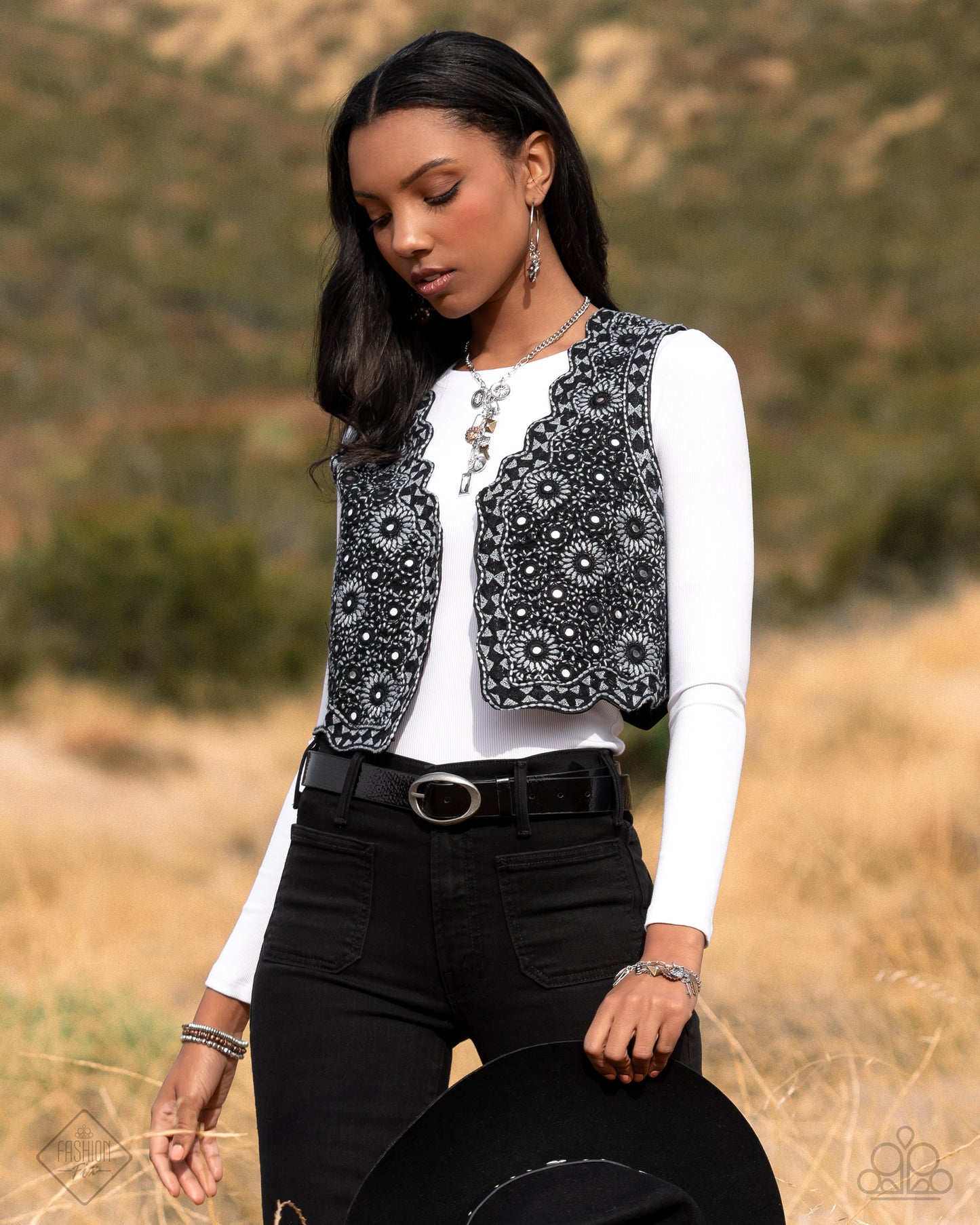 Sunset Sightings - Complete Trend Blend January 2025 Fashion Fix Paparazzi