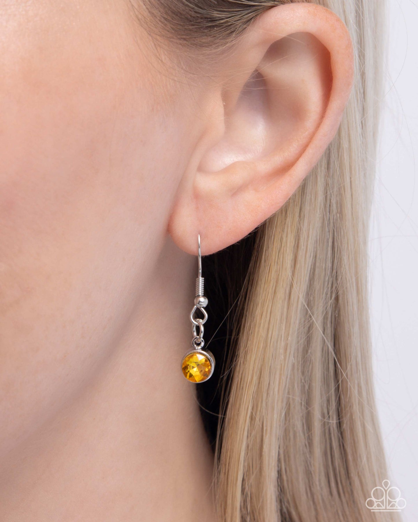 SPADES of Shimmer - Yellow Teardrop Gem & White Rhinestone Necklace Paparazzi N3349