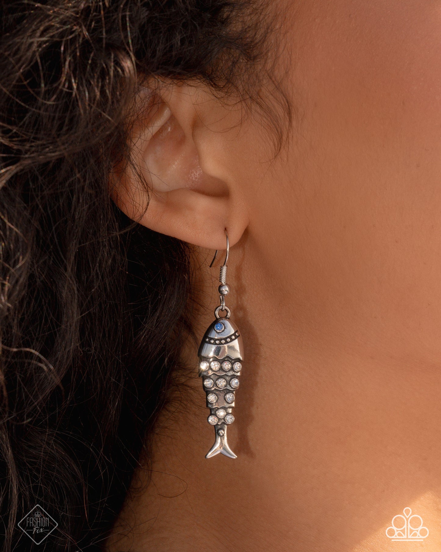 Coastal Cast - Blue Fish Earring Sunset Sightings Fashion Fix March 2025 Paparazzi