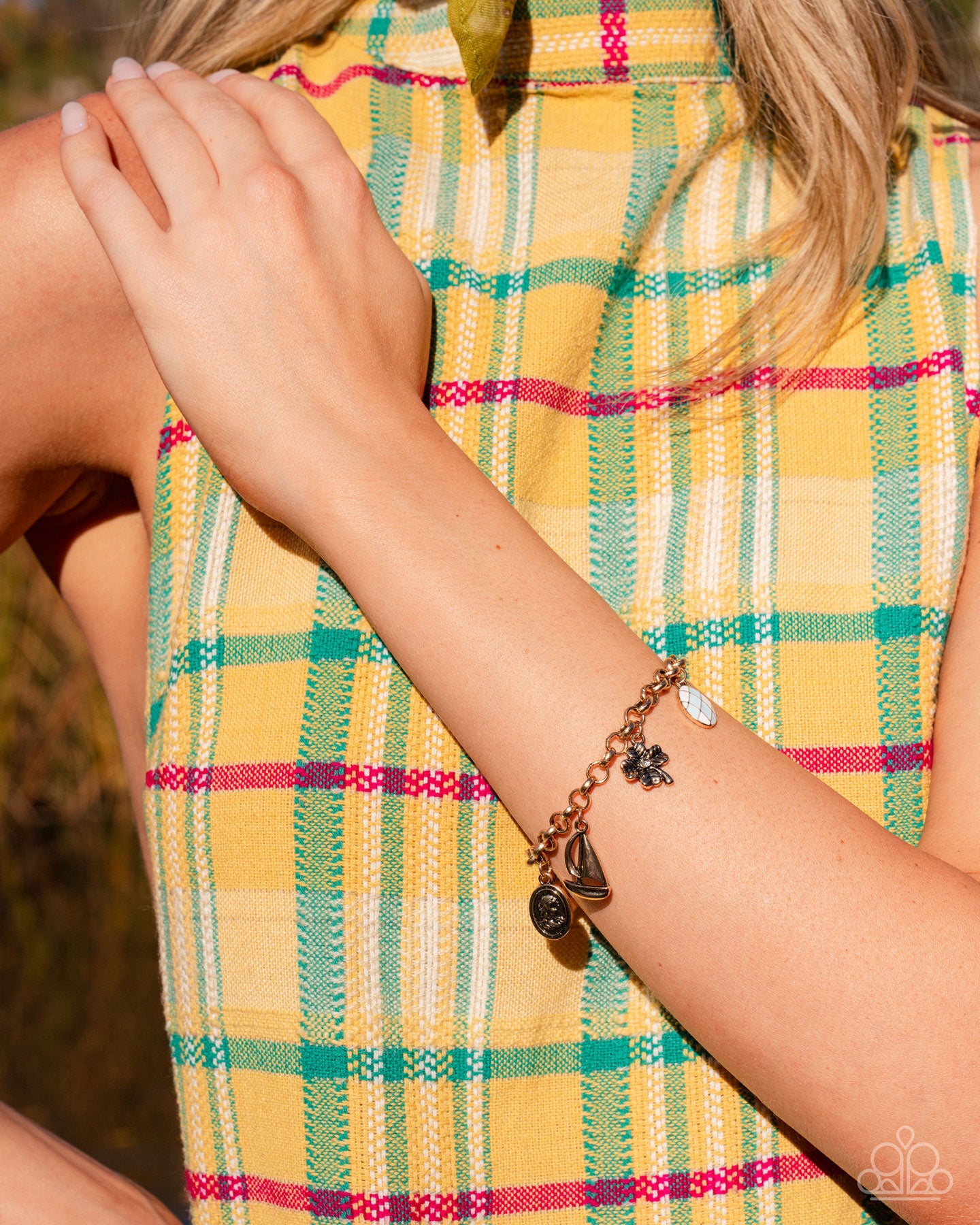 Sailing Through Life - Gold - Antiqued Gold Charms (Bee, Key, Cameo, Flower, Sailboat, Ladybug) Beach Vibe Bracelet  Paparazzi B2073