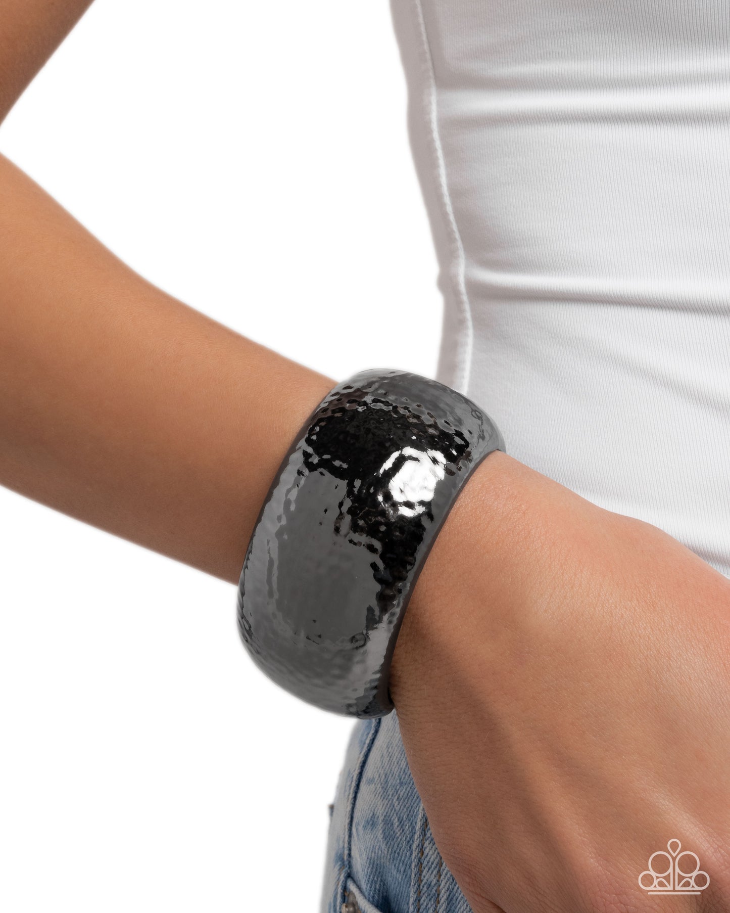 Hammered Hassle - Black Hammered Gunmetal Hinged Bracelet Paparazzi B2367