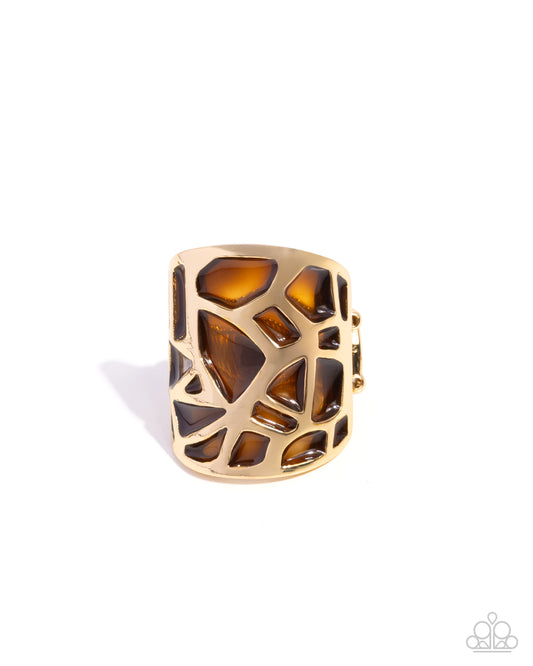 Paparazzi Kintsugi Moment - Brown - Amber Brown Painted Gold-Stained Glass Style Ring R12518