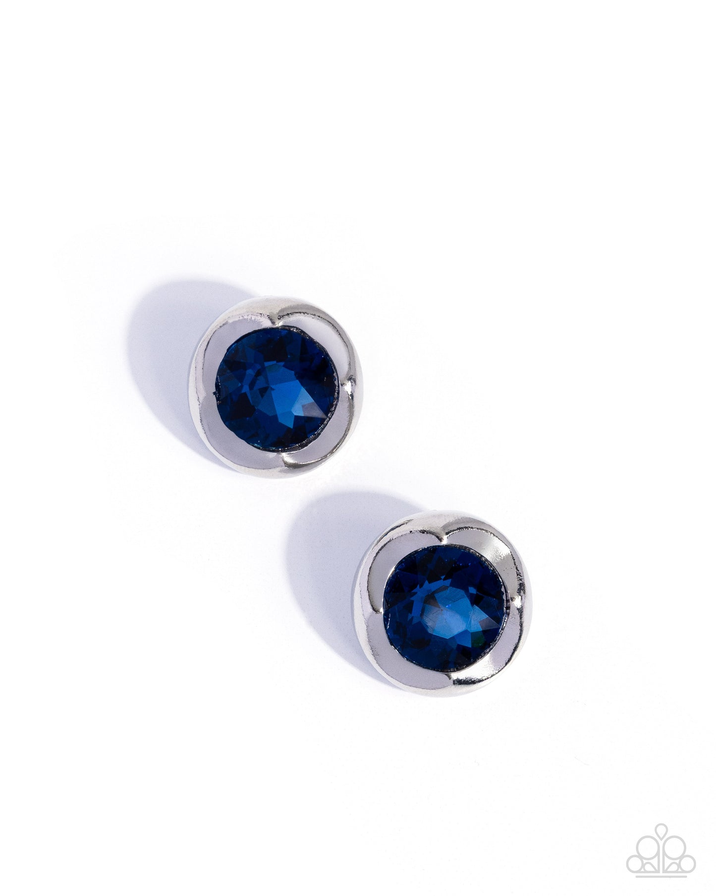 Paparazzi Tailored Tapestry - Blue - Deep Blue Gem Silver Post Earring