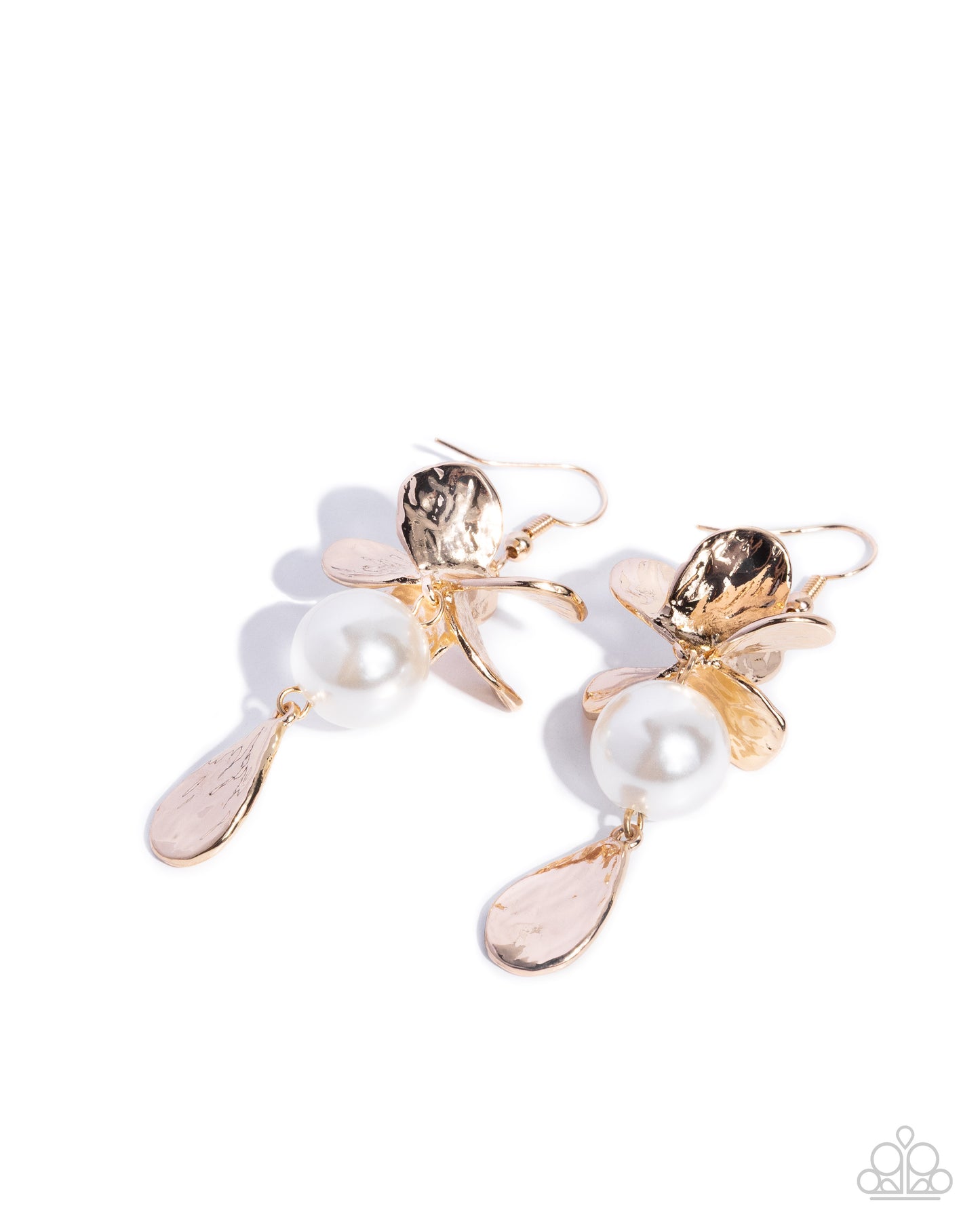 Paparazzi Earnest Elegance - Gold & White Pearl Earring E3423