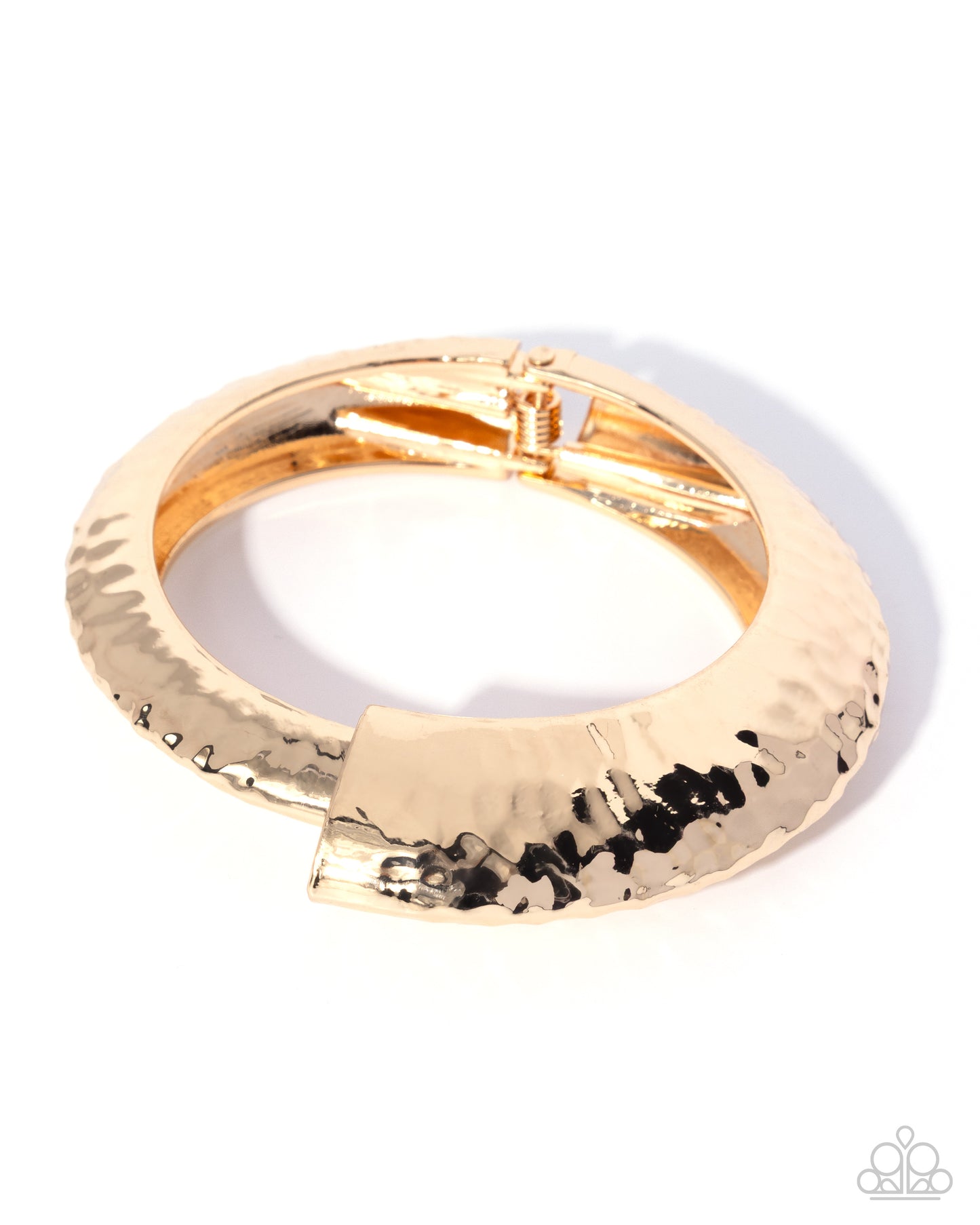 Paparazzi Stately Sass - Gold Hammered Hinge Bracelet Empower Me Pink 2026 Exclusive B2659