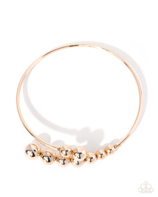 Paparazzi Smoldering Showcase - Gold Flexible Wire Coil Necklace N3927
