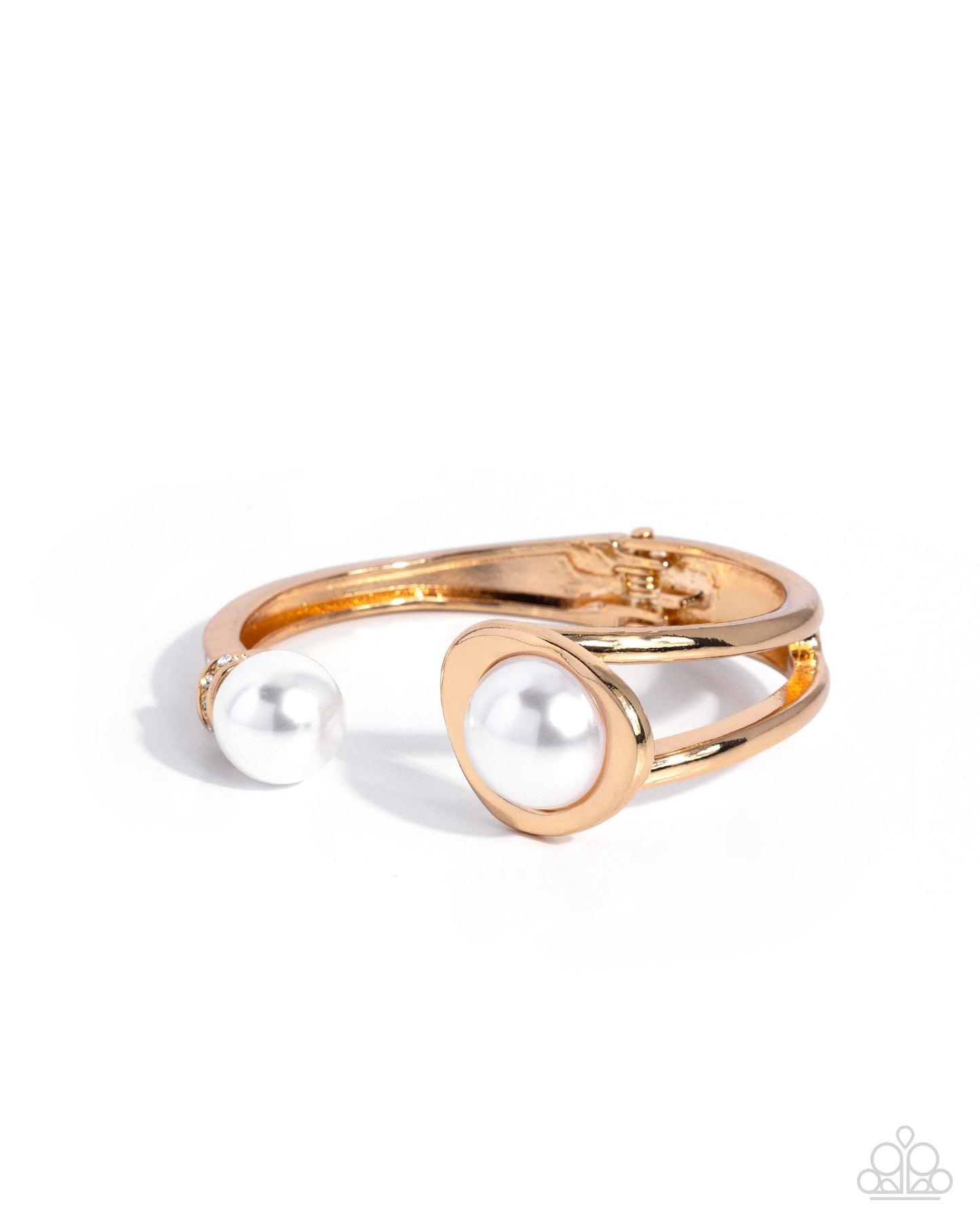Paparazzi Polished Prowess - Gold & White Pearl Hinged Bracelet