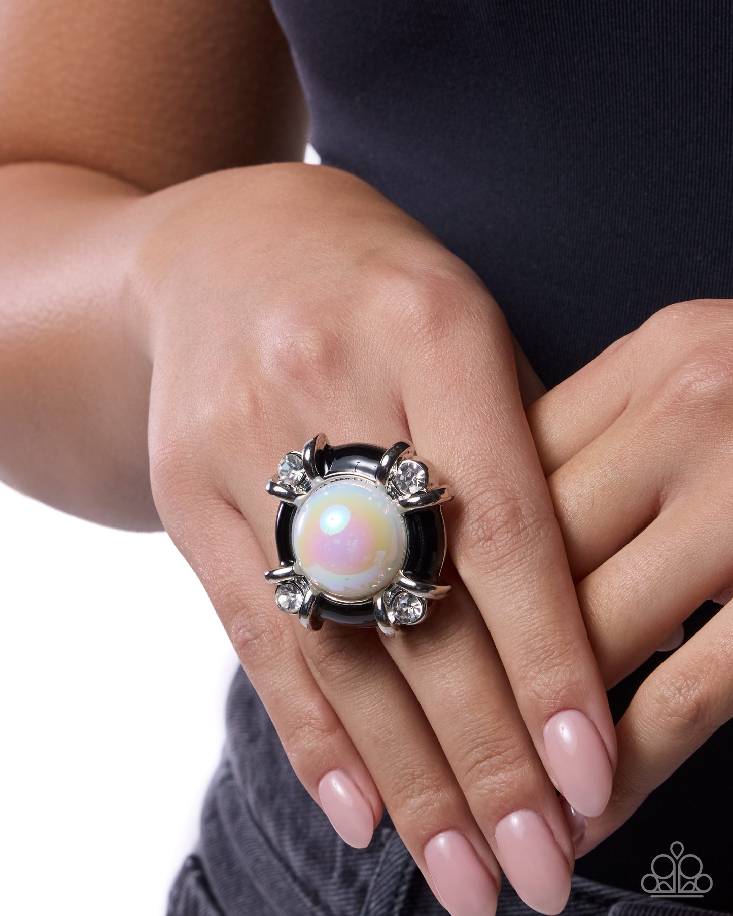 Poised Pattern - Black