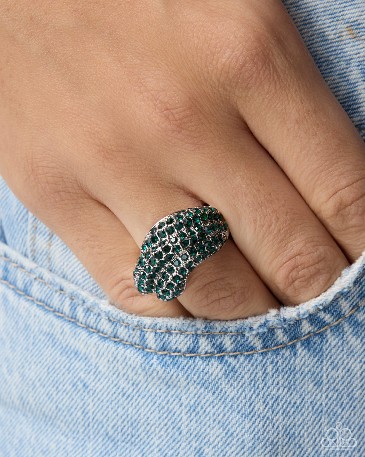 Paparazzi Extraordinary Elegance - Green Emerald Rhinestone Abstract Silver Ring