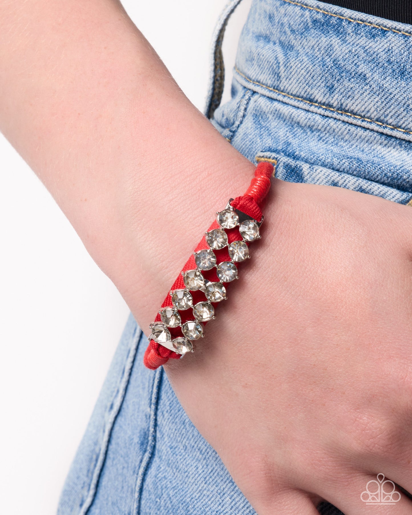 Simply Striking - Red
