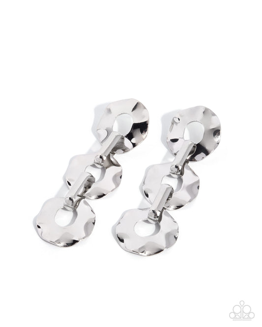 Paparazzi Poised Premiere - Silver Hammered High Sheen Earring E3569