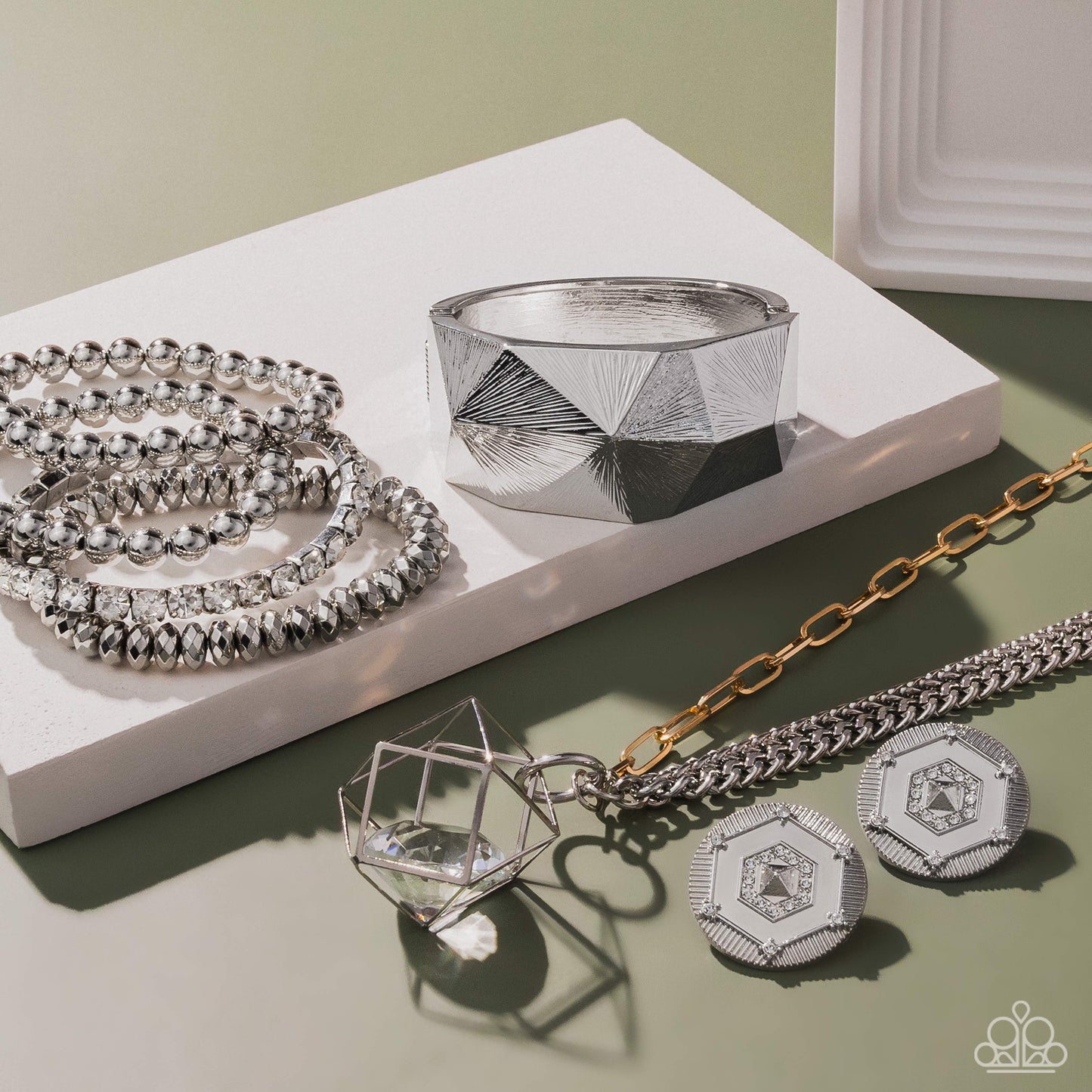 Enclosed Edge Multi Silver Gold Necklace Magnificent Musings Fashion Fix January 2025 Paparazzi N3139