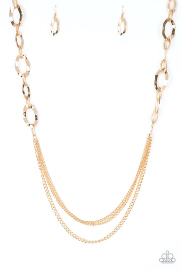 Street Beat - Gold Hammered Ring & Chain Necklace Paparazzi N0267