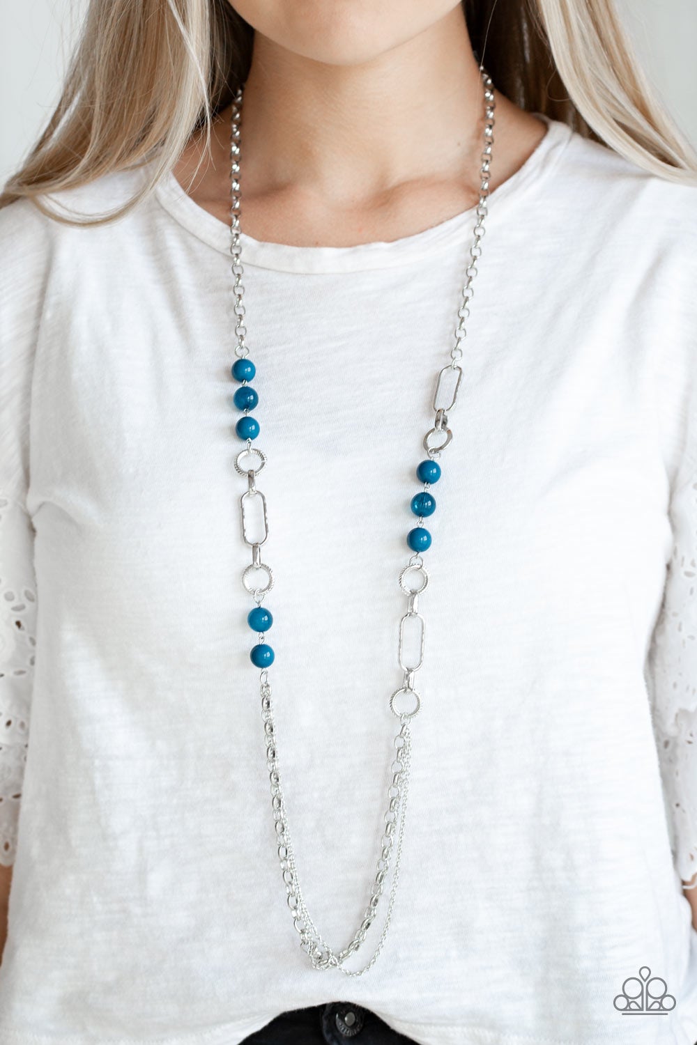 Cache Me Out Blue Necklace Paparazzi N0210