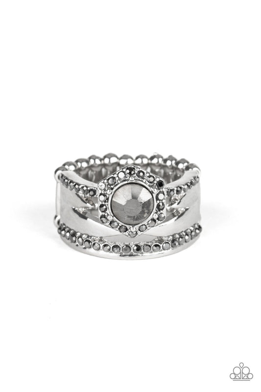 Modern Maven Silver Ring Paparazzi R0233
