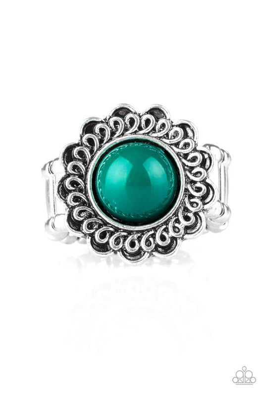Garden Stroll Green Floral Ring Paparazzi R0010