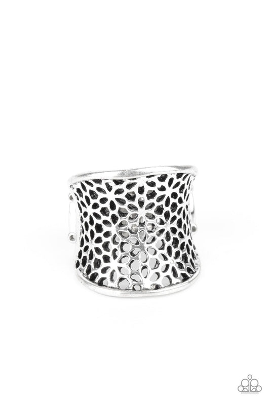 Garden Safari Silver Ring Paparazzi R0090