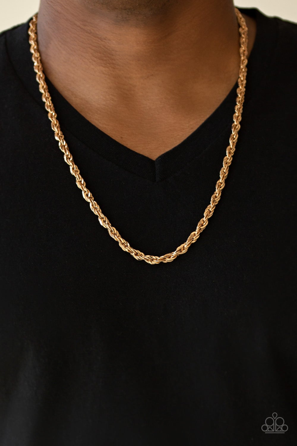 Instant Replay Gold Urban Chain Necklace Paparazzi N0163